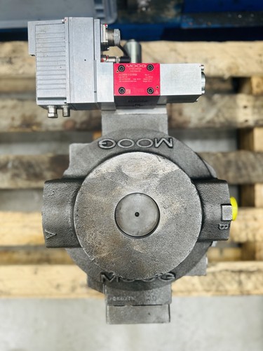Moog digital hydraulic - hydraulic, pump