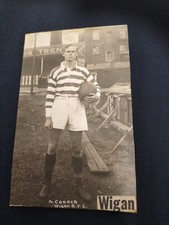 RARE VINTAGE RUGBY LEAGUE POSTCARD A COOPER WIGAN RFC 1936