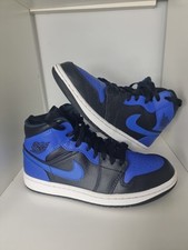Nike Air Jordan 1 Mid Hyper