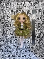 MGA Rainbow High Sheryl Meyer Fashion Doll -#B1 original series 3 clueless Cher