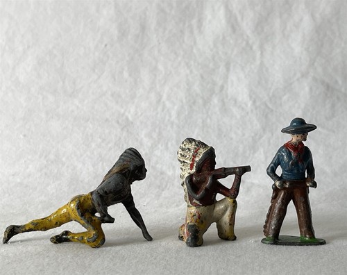 Vintage toy soldier britains - toy,