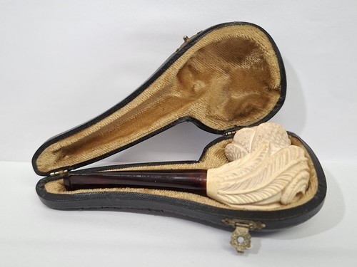 Antique hand carved merschaum - hand-carved,