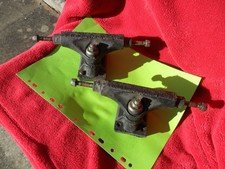 INNOVO 6 INCH HANGER PLASTIC  TRUCKS OLD SKOOL FITMENT BUILT IN RISERS 1990'S