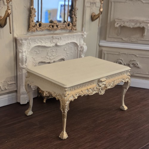Dollshouse dining table - table, ornate