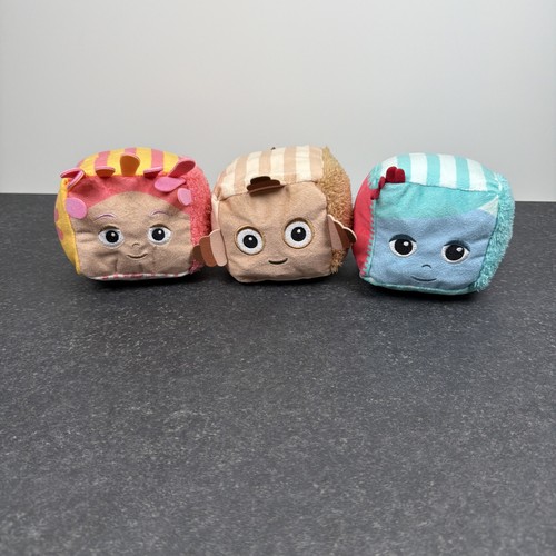 The night garden plush - garden,
