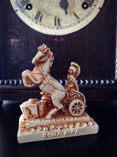 Vintage chariot shaped - vintage, chariot-shaped