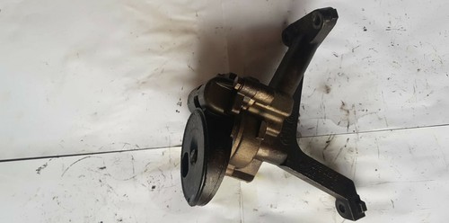Bmw e30 325i - pump, m20