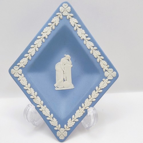 Wedgwood jasperware blue - wedgwood,