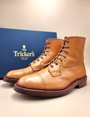Rrp 685 tricker - £685, acorn