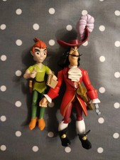 Disney Store Peter Pan & Captain Hook Toy Box  Figures with accessories 