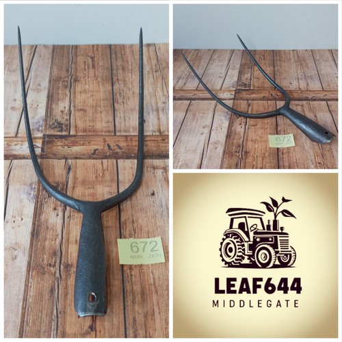 Pitch fork prong - pitch, farm