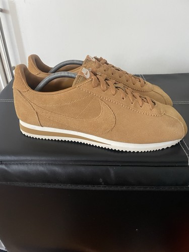 Rare 2017 nike - v,