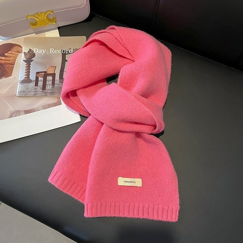100 wool scarf - 100%, knitted