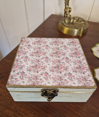 Hand decorated wooden - decorated, floral