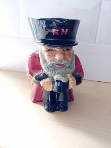 Shorter and son toby jug - son, jug.