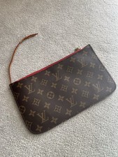 LV Pouch