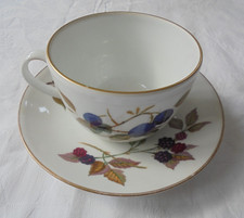 Royal Worcester Evesham Gold