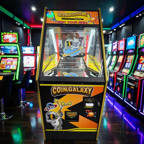 Coin quarter pusher machine - machine, w/
