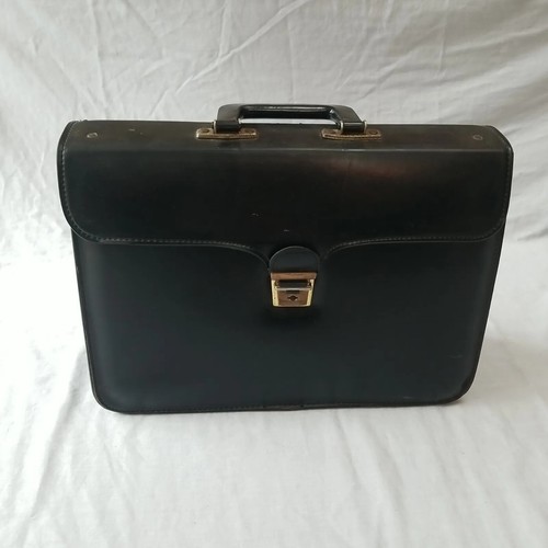 Vintage black doctors bag - vintage,