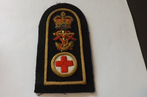 Military cloth badge queen - cloth,