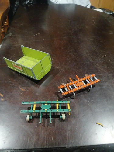 Britains farm toys spares - britains,