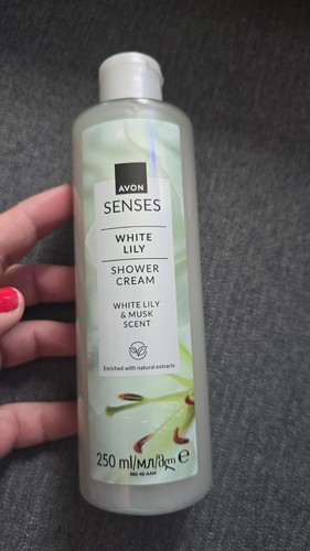 Avon senses white lily - avon,