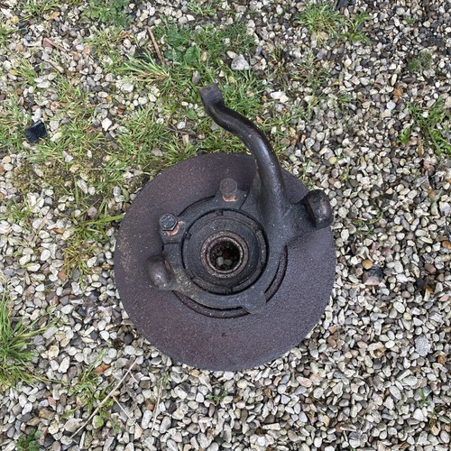 Lancia fulvia front hub - lancia,