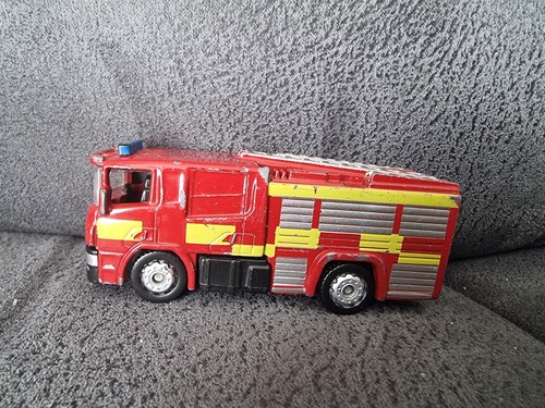 Corgi junior scania fire - corgi,