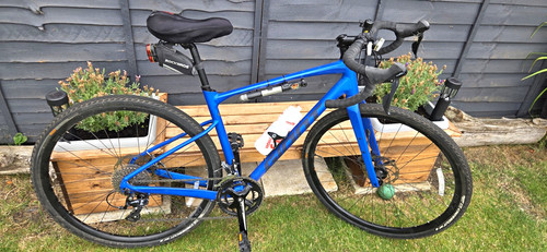 Giant gravel bike - bike, 700c