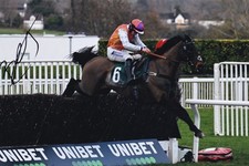 Horse Racing - Ben Jones -