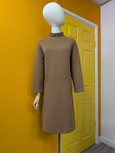 Vintage 1960s brown crimplene - 1960s,