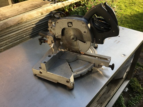 Elu mitre saw ps174