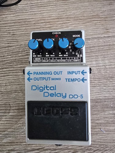 Boss digital delay guitar - boss, dd-5