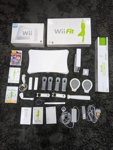 Nintendo wii fit console - nintendo,