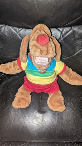 Wrinkles dog talking - pl, hand