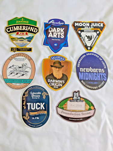 Beer pump badge lot - 8, badges