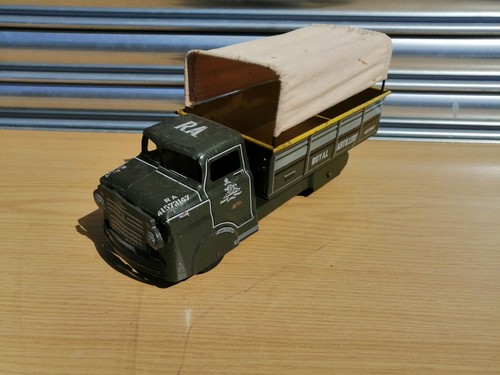 Vintage 1960 louis - 1960, tin
