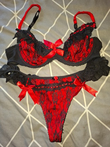 Closer vie 2 piece - by,