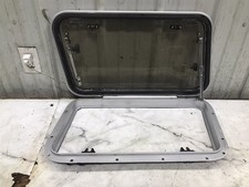 90 Cruisers Yachts Rogue 3060 Boat Taylor Made 272392 rectangular hatch window