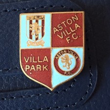 Vintage Reeves Aston Villa FC Hard Enamel Shield Pin Badge