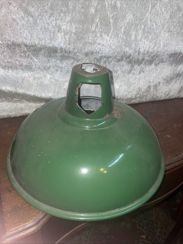 Vintage green enamel - green,