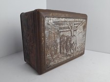 Very Old Vintage Biscuit Tin 9