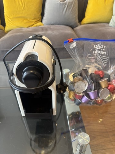 Nespresso krups coffee - krups, machine