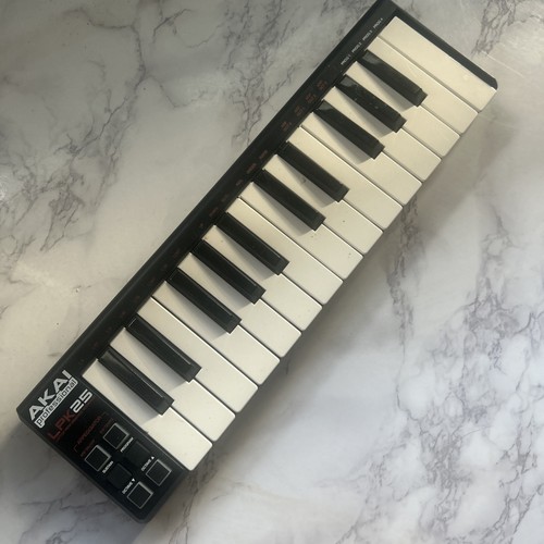 Akai lpk25 laptop keyboard - akai,