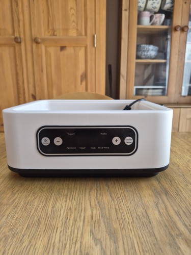 Electric yoghurt maker - electric,