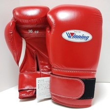 Winning Boxing Gloves 16oz Red