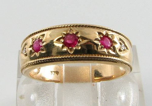 Wide 9ct gold ruby - 9k,