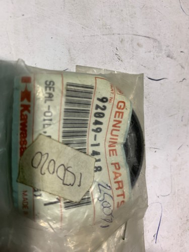 New genuine kawasaki gpx600c - new,