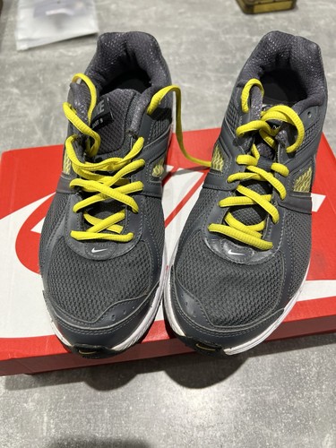 Nike dart running shoes - 9,