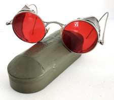 WWII Welsh Red Lens Anti